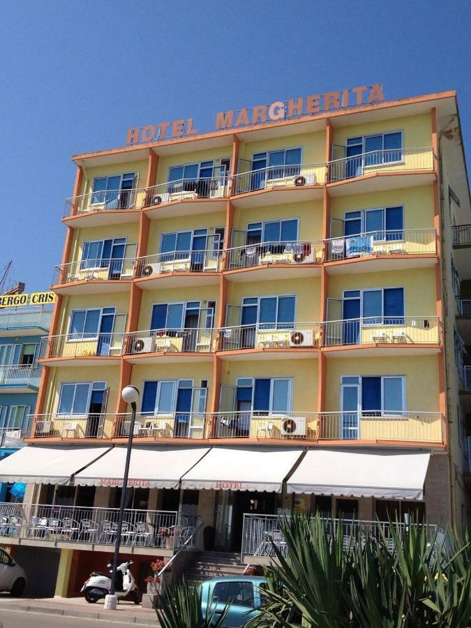 Hotel Margherita ซอตโตมารีนา ภายนอก รูปภาพ